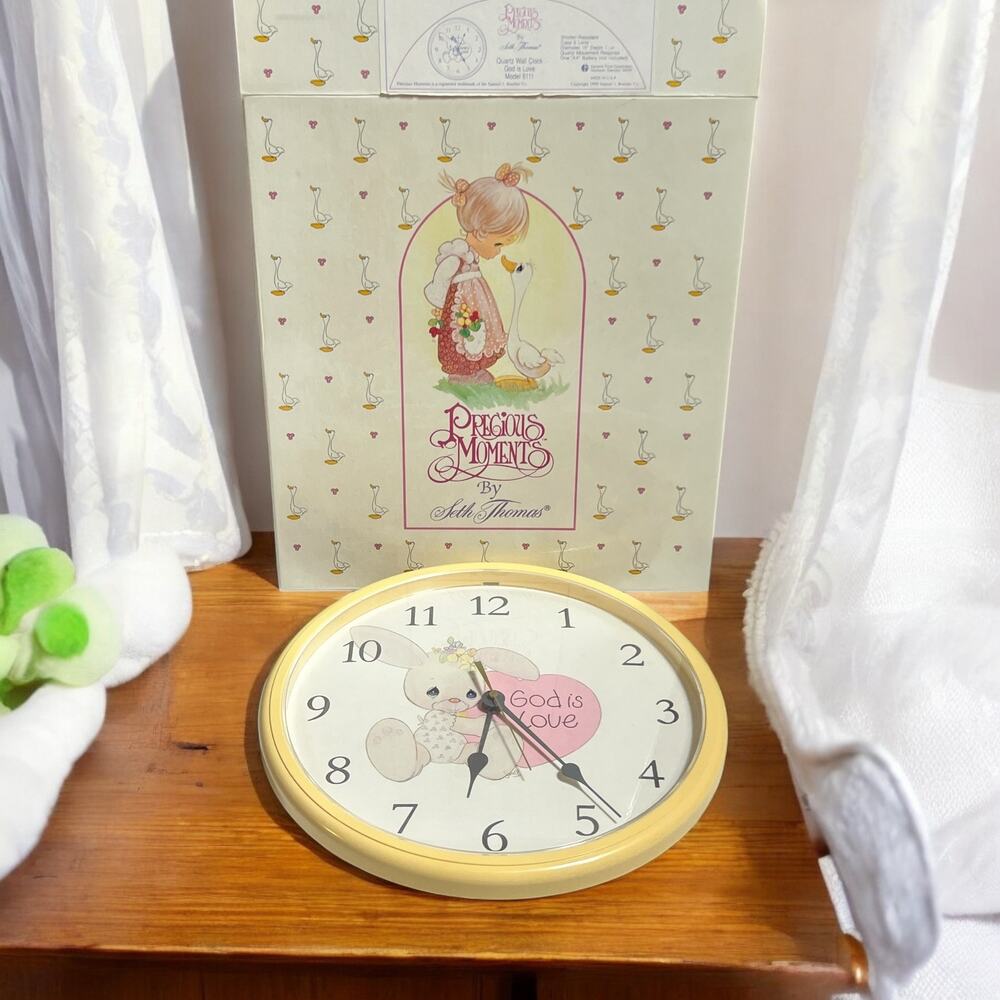 Precious Moments Seth Thomas God is Love wall Clock shatter resistance Video pic